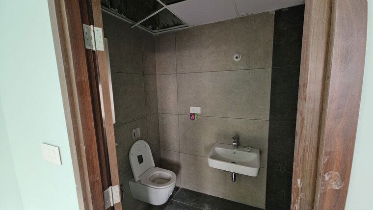 Bathroom, hallmark-treasor 3 Bedroom 1756 Sq.Ft. Apartment In Narsingi Hyderabad 9756969