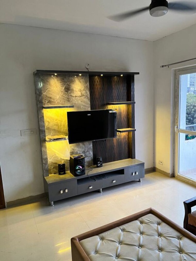 Living Room, bptp-park-81 4 Bedroom 500 Sq.Yd. Apartment In Sector 81 Faridabad 9914297