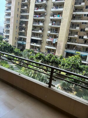 Balcony in 3 BHK Builder Floor at Ardee City, Sector 52 – for Rent