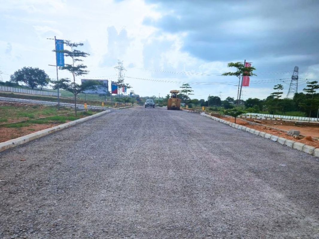 Plot For Sale in Kadthal