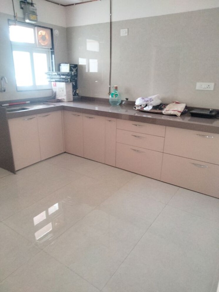 Kitchen/pantry, je-and-vee-madhuban 2 Bedroom 705 Sq.Ft. Apartment In Malad East Mumbai 9914470
