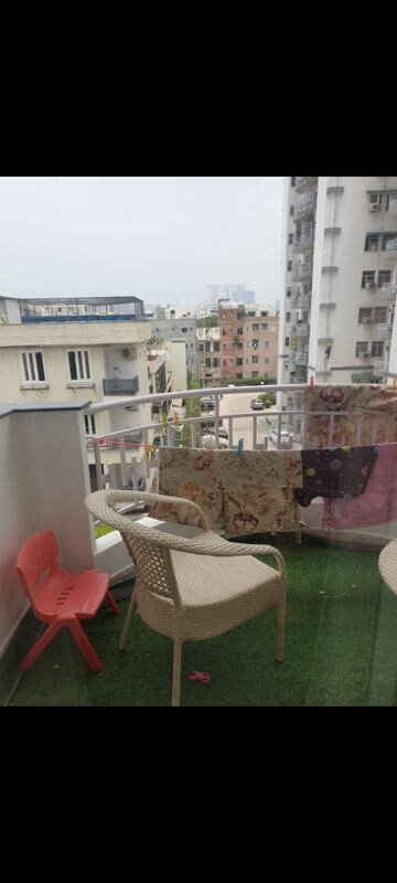 Living Room in 3 BHK Apartment at DLF The Skycourt, Sector 86 – for Rent