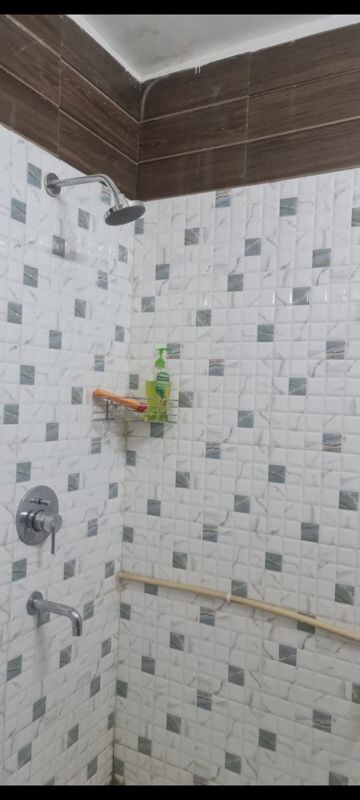 Bathroom in 3 BHK Apartment at DLF The Skycourt, Sector 86 – for Rent