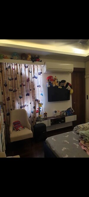 Living Room in 3 BHK Apartment at DLF The Skycourt, Sector 86 – for Rent