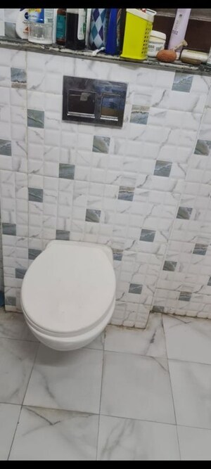 Bathroom in 3 BHK Apartment at DLF The Skycourt, Sector 86 – for Rent