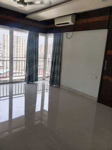 2 BHK Apartment For Rent in Lodha Splendora, Ghodbunder Road