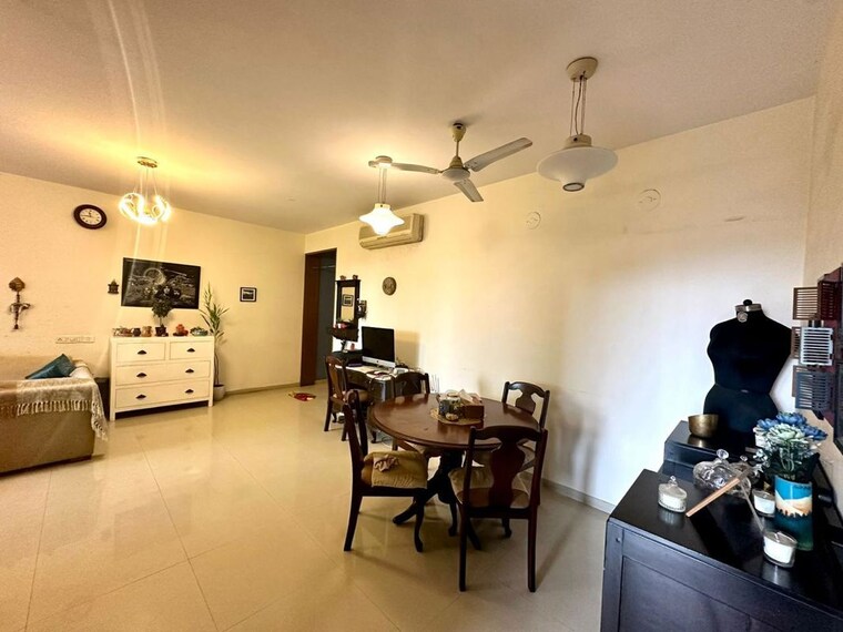 Living Room, andheri west 2.5 Bedroom 987 Sq.Ft. Apartment In Andheri West Mumbai 9914657