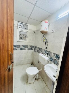 2 BHK + Pooja Room Apartment For Rent in Signature Global Prime