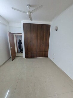 3 BHK + Pooja Room Apartment For Rent in Unitech Uniworld Gardens 2