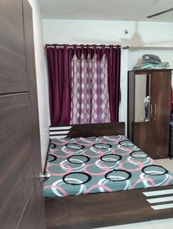 1 BHK Apartment For Rent in Mehta Ixora