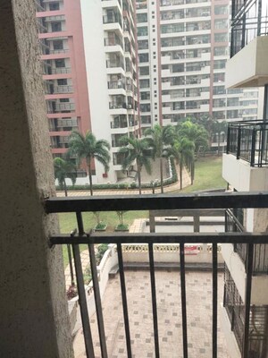 2 BHK Apartment For Rent in K Raheja Corp Maple Leaf, Powai