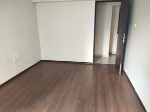 Room in 2 BHK Apartment at K Raheja Corp Maple Leaf, Powai – for Rent