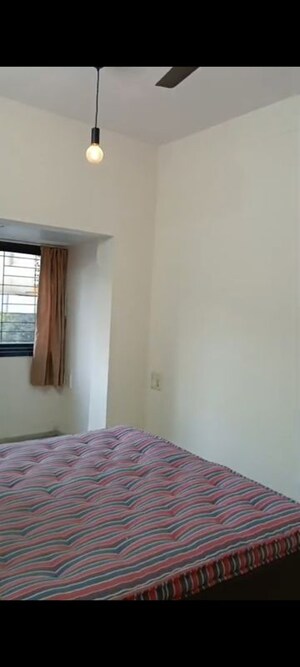 Bedroom in 1 BHK Apartment at Worli – for Rent