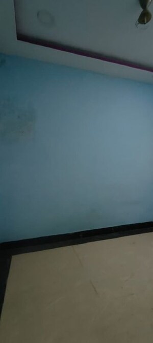 Room in 3 BHK Independent House at Bhatagaon – for Rent