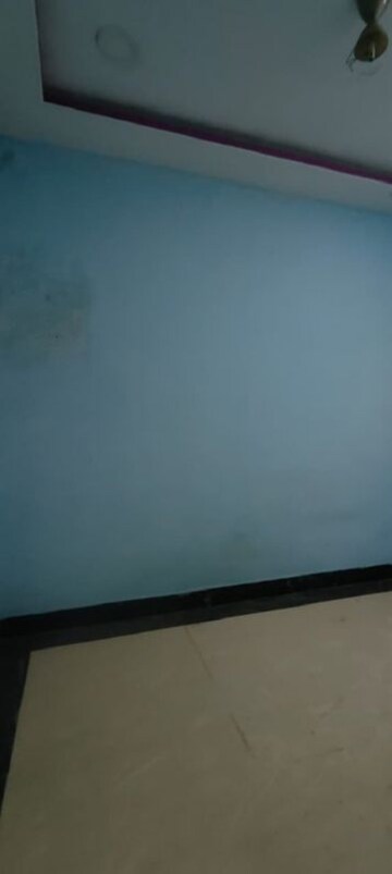 Room in 3 BHK Independent House at Bhatagaon – for Rent