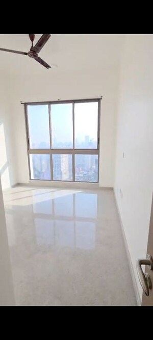Room in 1 BHK Apartment at Parel – for Rent