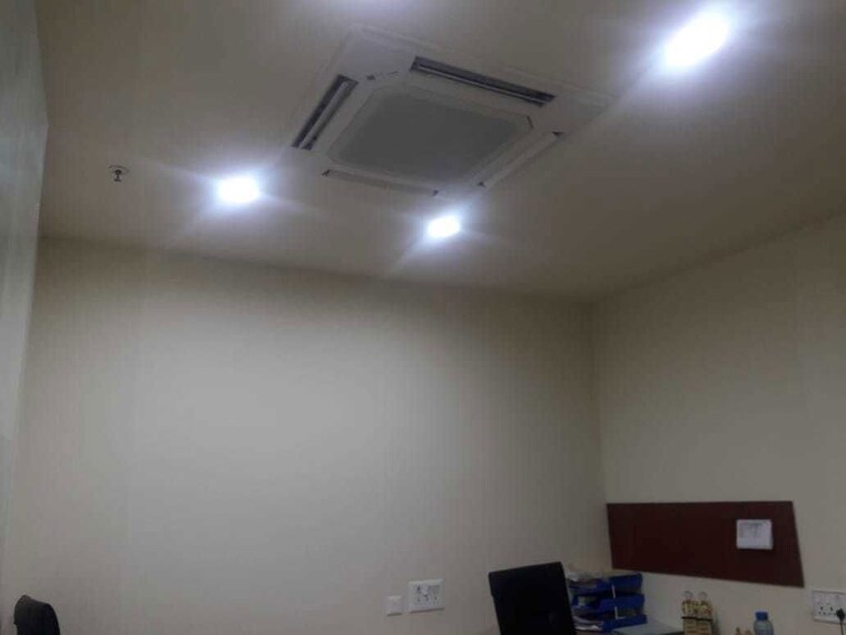 Room, new town Commercial Office Space 2121 Sq.Ft. In New Town Kolkata 9914771
