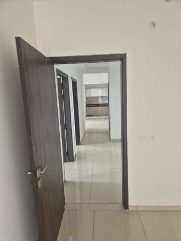 3.5 BHK Apartment For Rent in Rishita Manhattan, Gomti Nagar