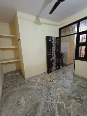 2 BHK Builder Floor For Rent in Sant Nagar