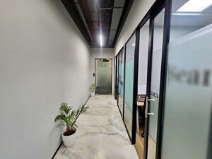  Office Space For Sale in Shree Naman Midtown, Dadar West