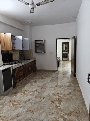 1 RK Villa For Rent in RWA Apartments Sector 52, Sector 52