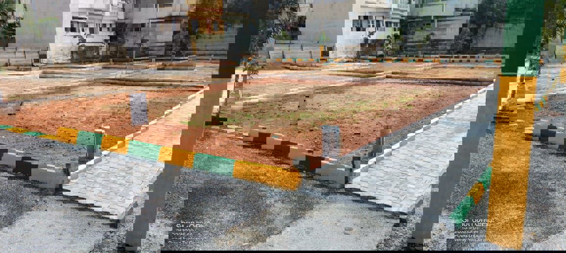 Plot For Sale in Abul Fazal Enclave