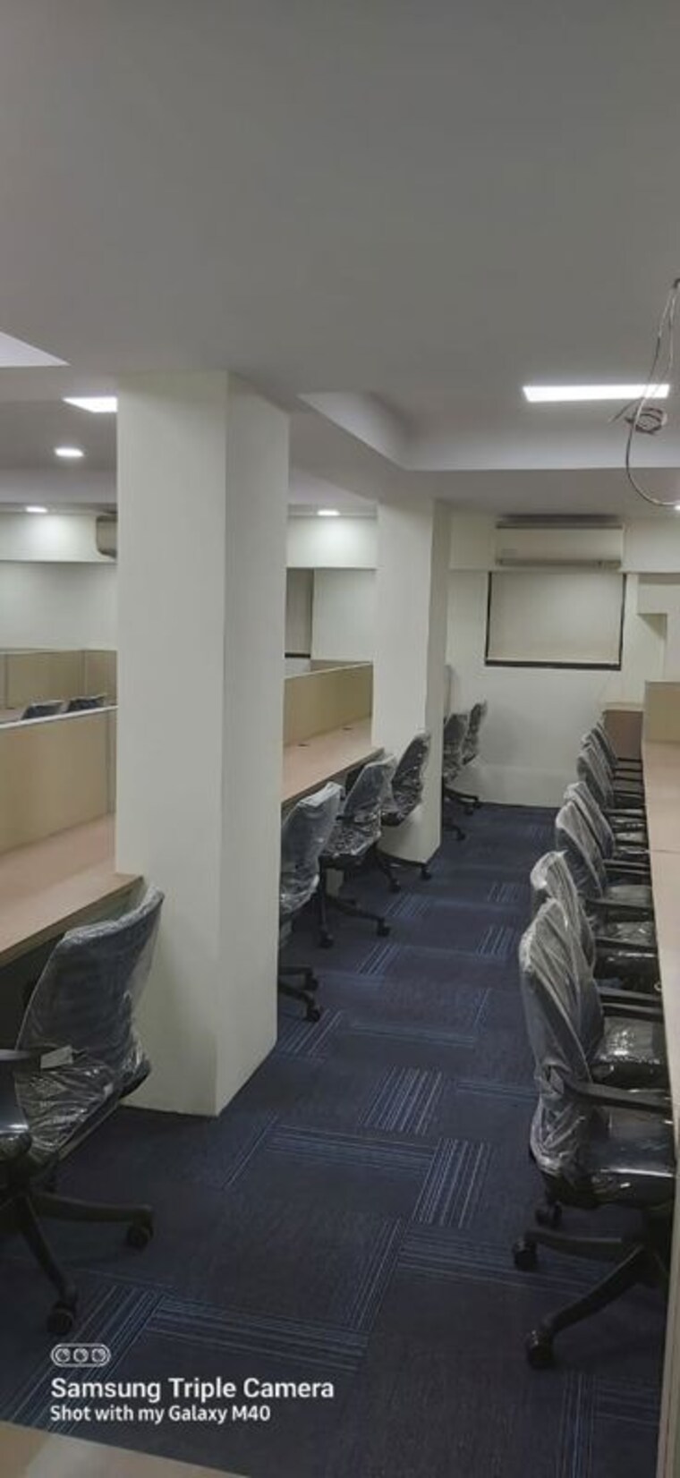 Team Area, kamla-charan Commercial Office Space 3300 Sq.Ft. In Goregaon West Mumbai 9915264