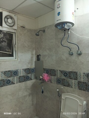 Bathroom in 2 BHK Apartment at Signature Global City 63A, Sector 63a – for Sale