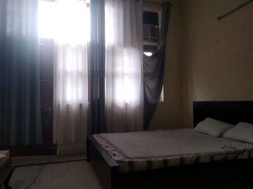 Bedroom in 3 BHK Villa at RWA Apartments Sector 41, Sector 41 – for Rent