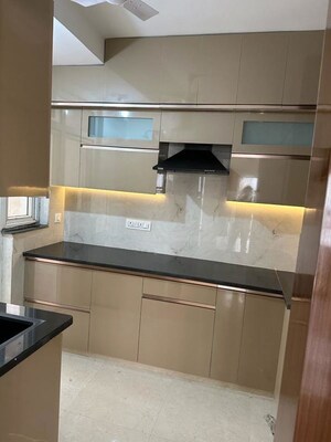 Kitchen in 3 BHK Builder Floor at BPTP Parklands, Sector 76 – for Rent