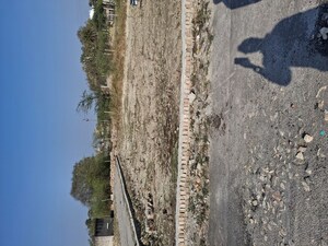  Plot For Sale in Khujauli