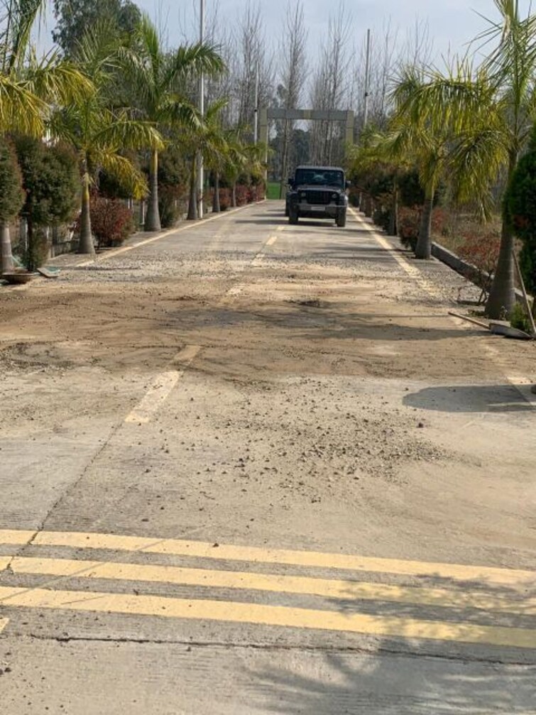 Cover Image, mohabbewala  136 Sq.Yd. Plot In Mohabbewala Dehradun 9915503