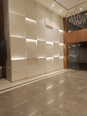 Room in 2 BHK Apartment at L & T Seawoods Residences Phase 1 Part A, Seawoods – for Rent