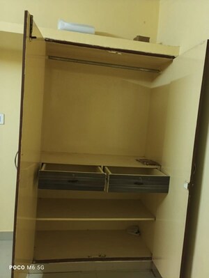 Furnished Amenities in 1 BHK Builder Floor at Lb Shastri Nagar – for Rent