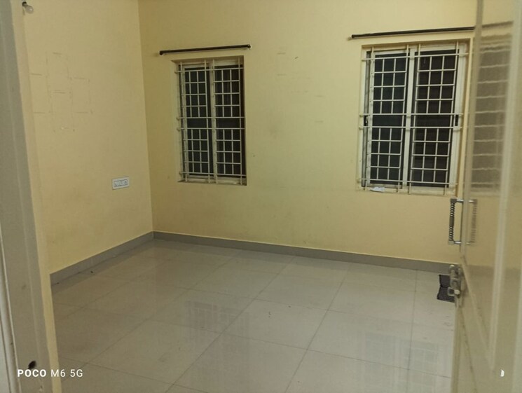 Room, lb shastri nagar 1 Bedroom 600 Sq.Ft. Builder Floor In Lb Shastri Nagar Bangalore 9915525