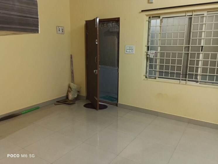 Room, lb shastri nagar 1 Bedroom 600 Sq.Ft. Builder Floor In Lb Shastri Nagar Bangalore 9915525