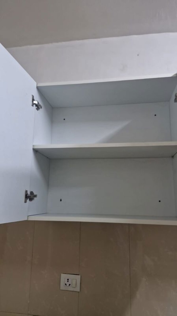 undefined, emaar-emerald-estate 2 Bedroom 1020 Sq.Ft. Apartment In Sector 65 Gurgaon 9915531