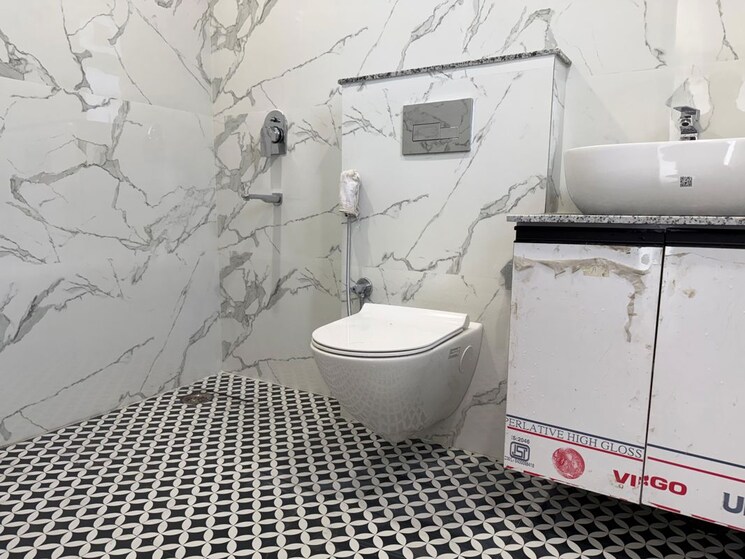 Bathroom, sector 46 2 Bedroom 1700 Sq.Ft. Builder Floor In Sector 46 Gurgaon 9915421