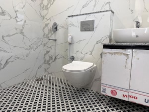 Bathroom in 2 BHK Builder Floor at Sector 46 – for Rent