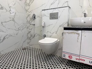 Bathroom in 2 BHK Builder Floor at Sector 46 – for Rent