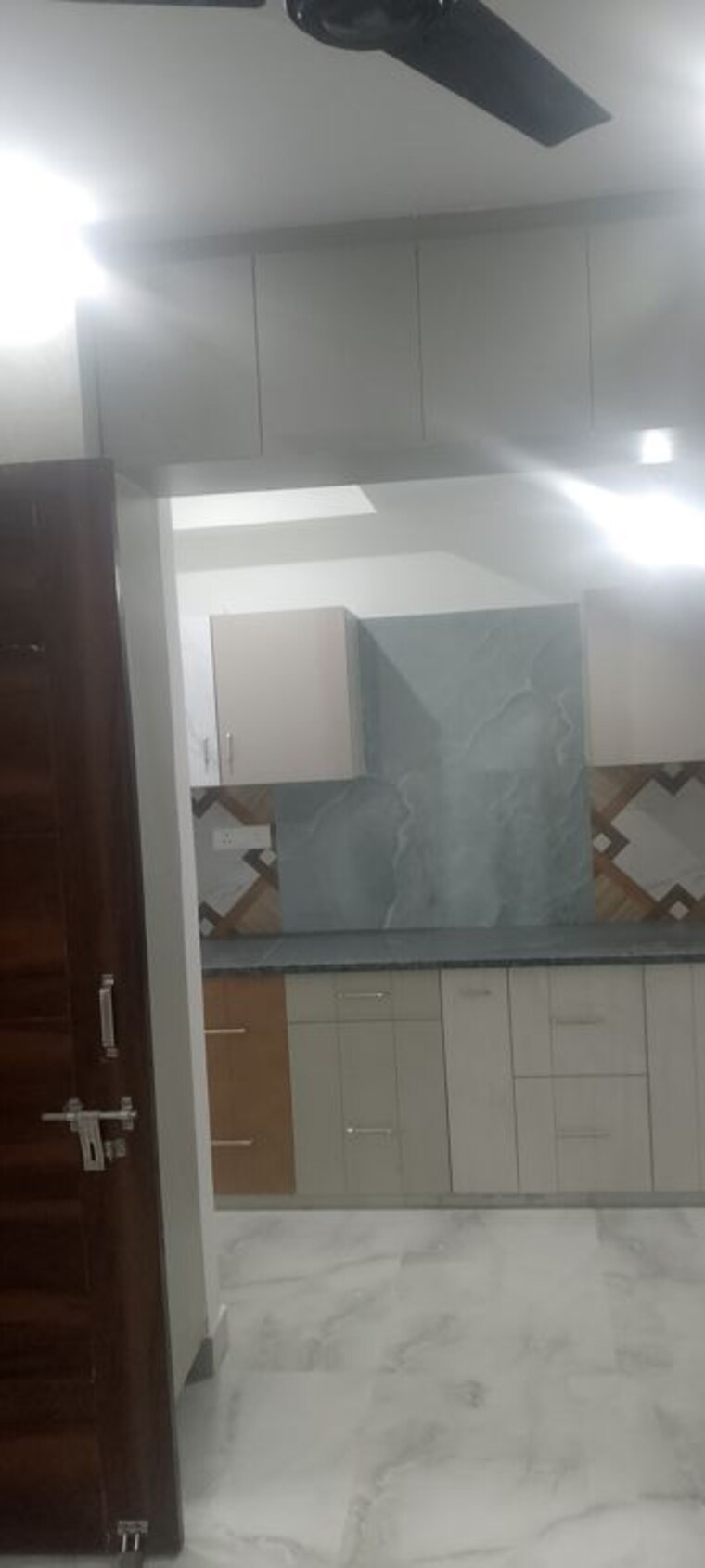 Bathroom, arun-yamuna-enclave 1 Bedroom 200 Sq.Ft. Builder Floor In Sector 30 Faridabad 9915554