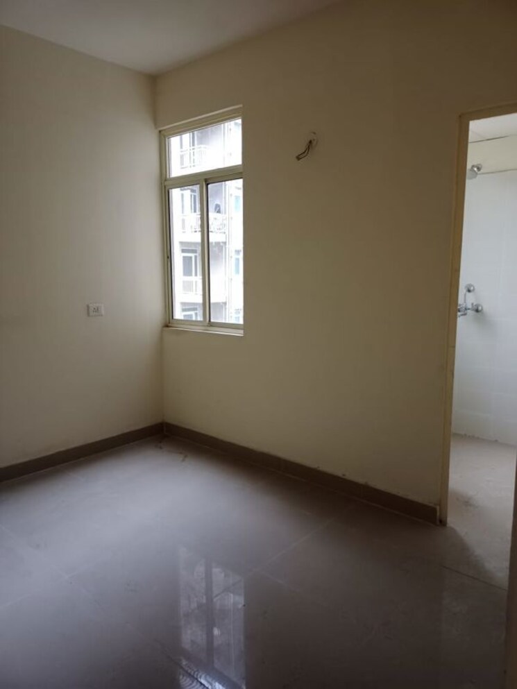 Room, conscient-habitat-residences 3 Bedroom 1000 Sq.Ft. Apartment In Sector 78 Faridabad 9915576