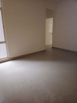 Room in 3 BHK Apartment at Conscient Habitat Residences, Sector 78 – for Sale