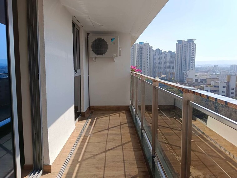 Balcony, amanora-gateway-towers 3.5 Bedroom 2800 Sq.Ft. Apartment In Hadapsar Pune 9915586
