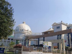 3.5 BHK Apartment – Exterior View View at Amanora Gateway Towers, Hadapsar - for Rent