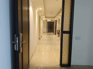 Building Lobby in 3.5 BHK Apartment at Amanora Gateway Towers, Hadapsar – for Rent