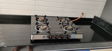 Furnished Amenities in 2 BHK Apartment at Eversmile CHS, Andheri West – for Rent