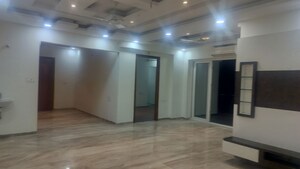 Room in 3 BHK Apartment at Jubilee Hills – for Rent