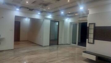 Room in 3 BHK Apartment at Jubilee Hills – for Rent