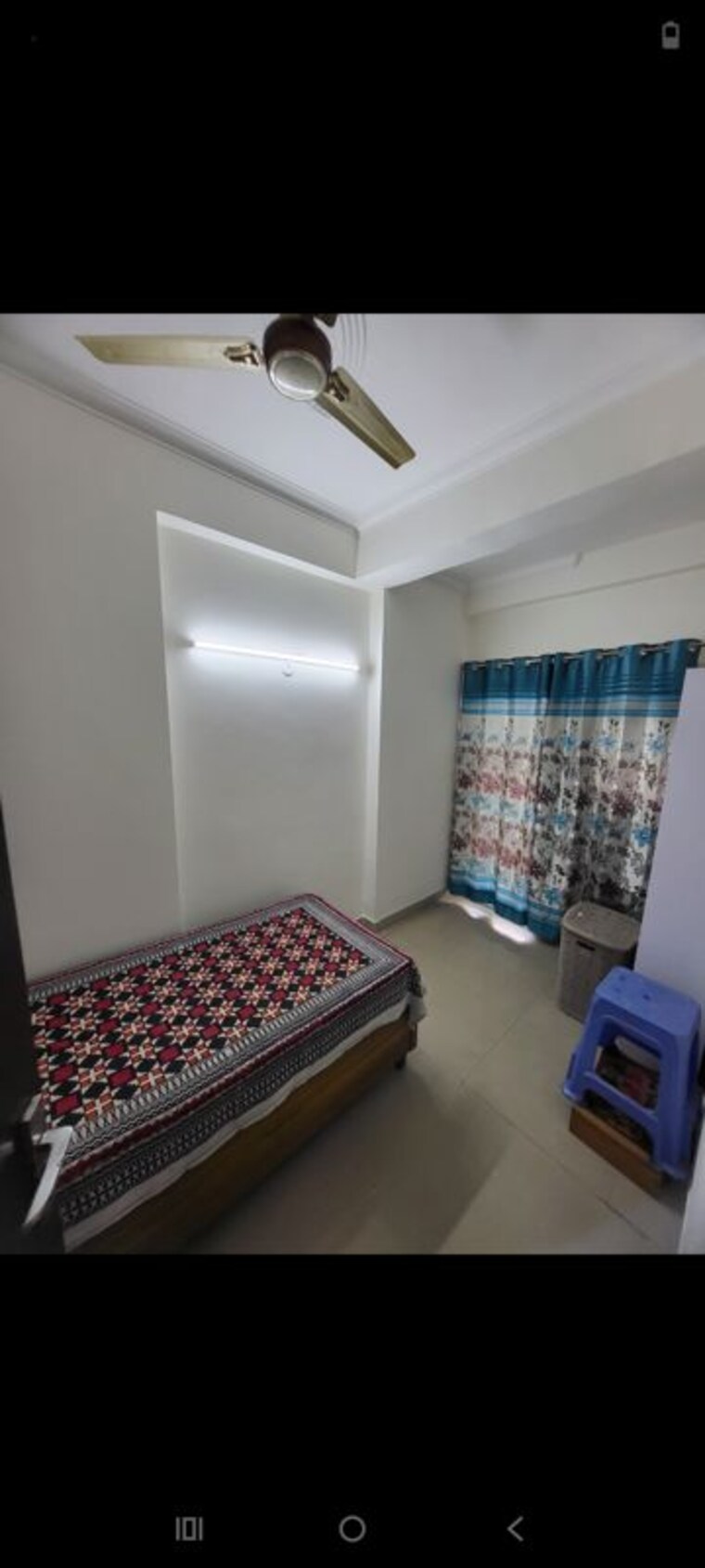 Bedroom, antriksh-golf-view 3.5 Bedroom 2075 Sq.Ft. Apartment In Sector 78 Noida 9915700